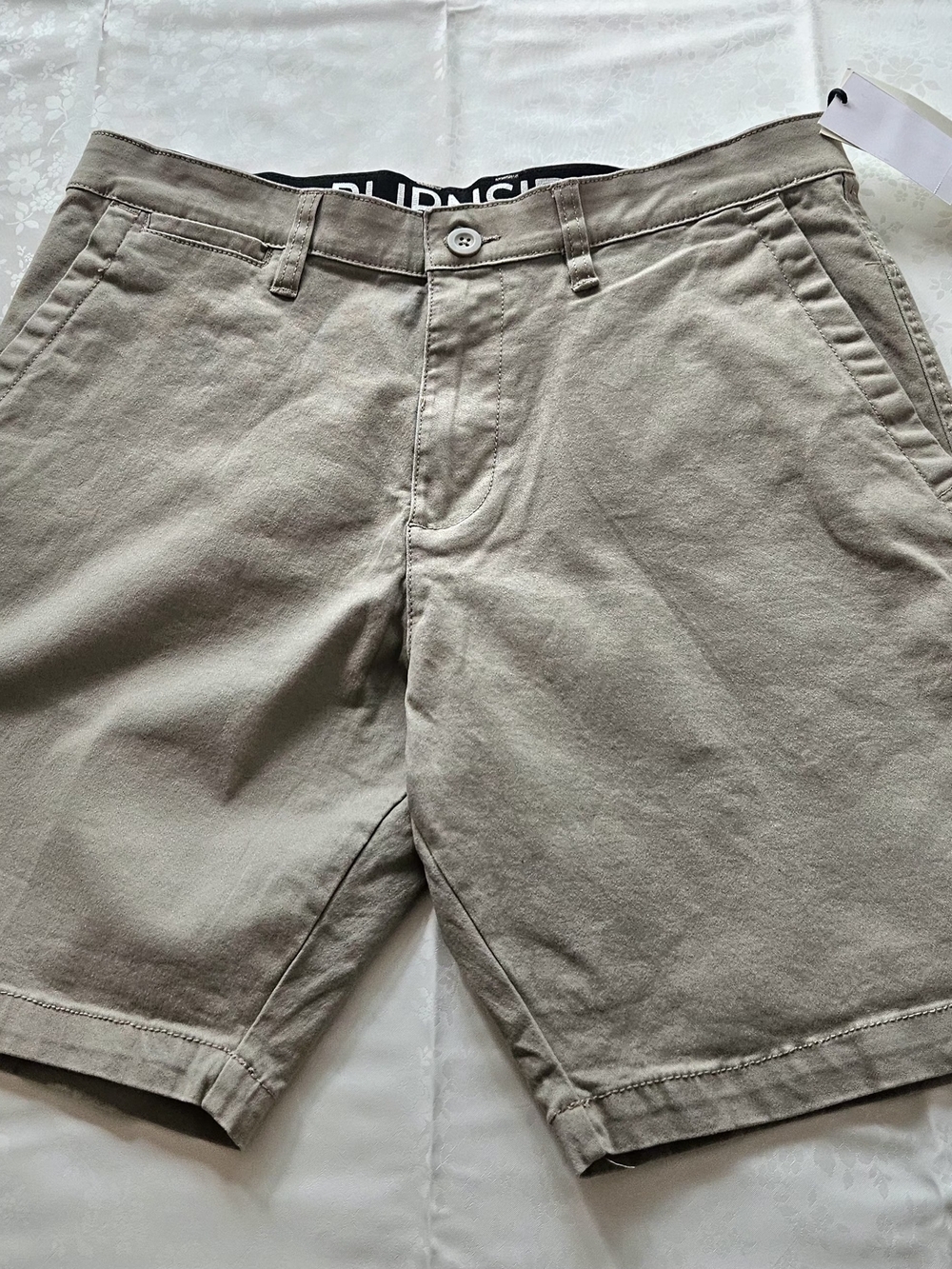 Burnside Men's Chino Shorts Size 32 NWT Khaki Tan 8" Inseam Elastic Waist - Picture 2 of 13